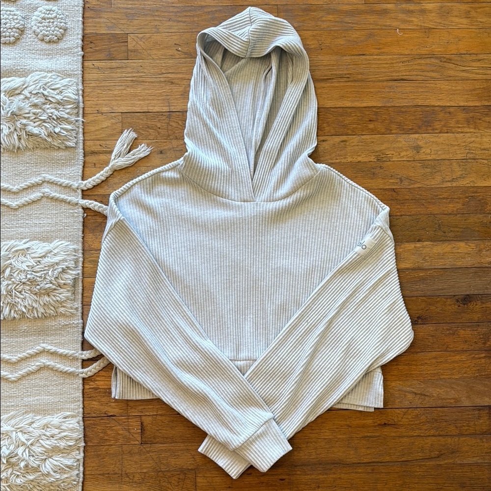 ALO Yoga Muse Hoodie